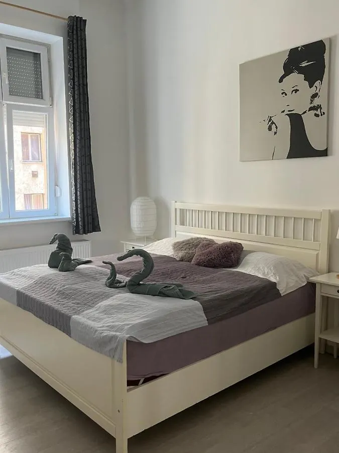 Dora Apartment Near Buda Castle With Parking! Budapest