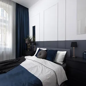  Apartamento Holló 3 Bedroom Downtown